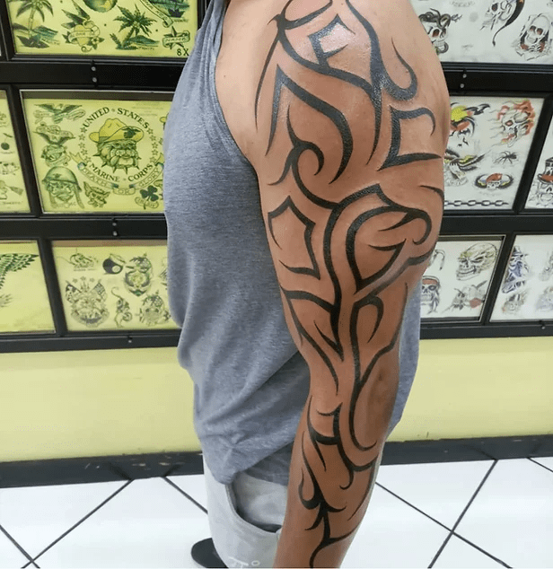 4520f5_27563fcb5eb94b638301a06ae08c099e~mv2